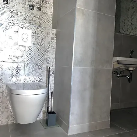 Deluxe Mandic Apartment Omis
